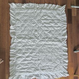 Pottery Barn Sadie Ruffle Toddler Quilt